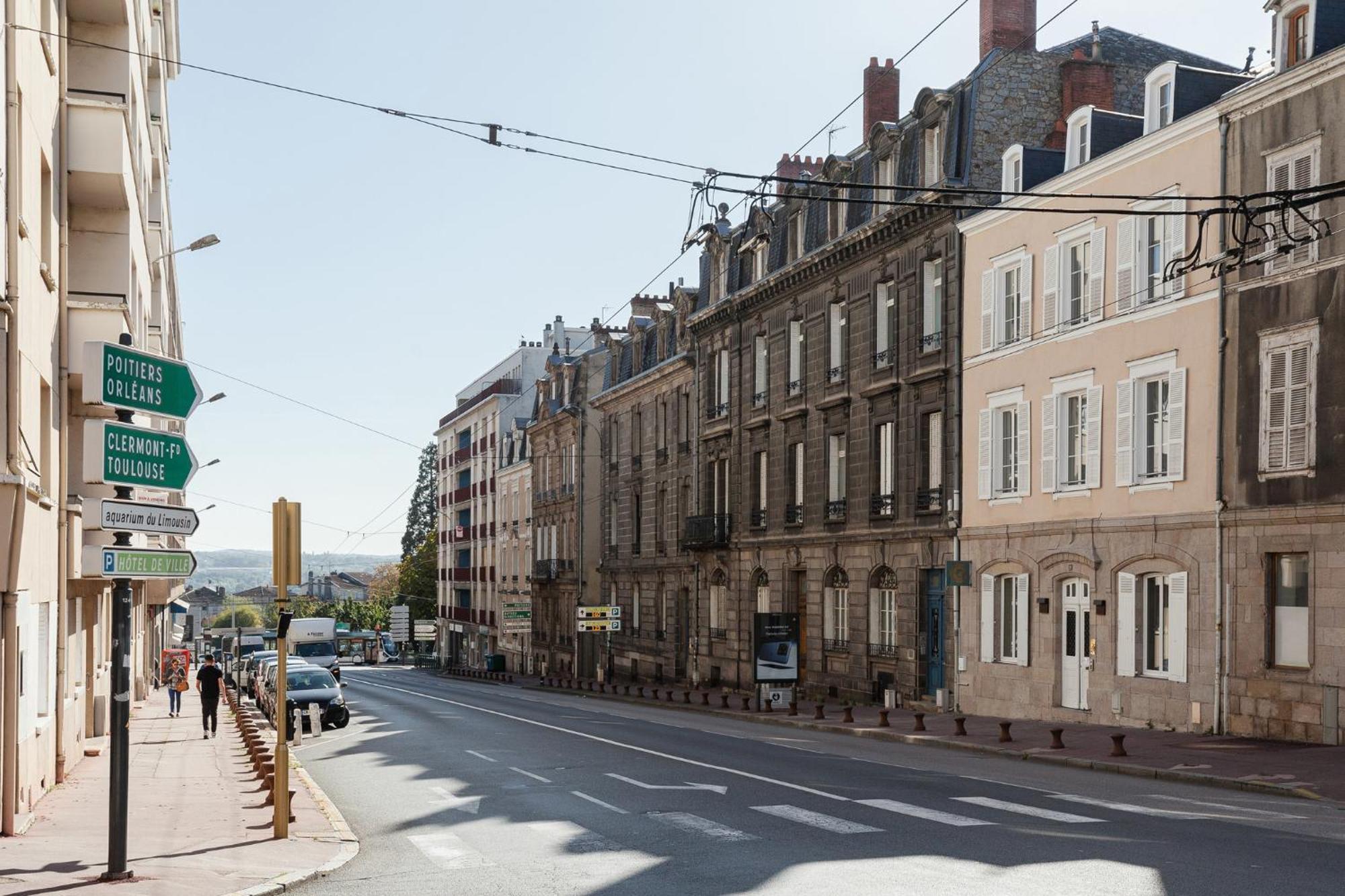 Hotel Gambettes - Entree Autonome, Reception En Ligne - Encore Mieux Limoges Buitenkant foto